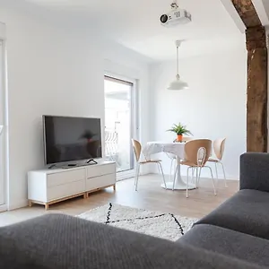 Apartment Next Center Bus & Train Station Free Wifi, San Sebastian